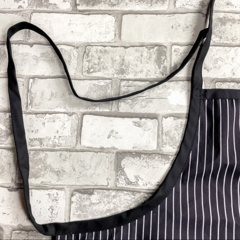 Chef Chex Kitchen Apron - Picture 5 of 6